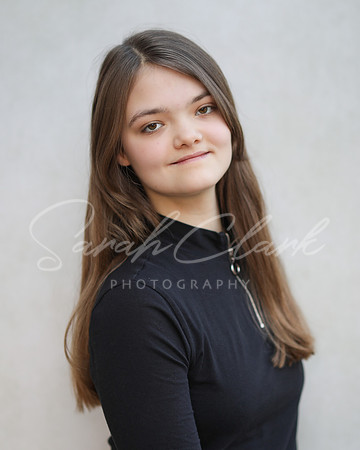 AnnaHeadshots24-21