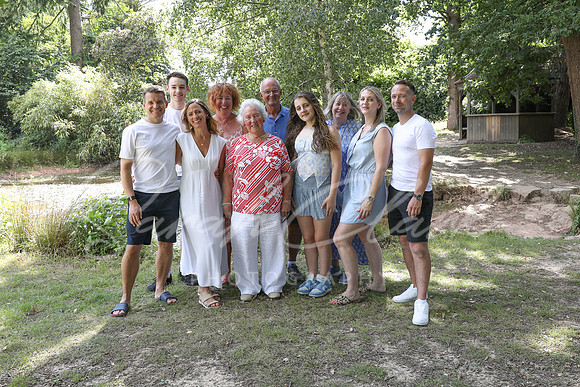 CarolineWFamily25-84