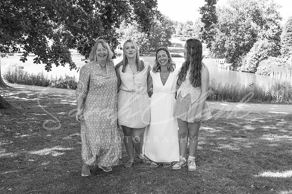 CarolineWFamily25-24-2