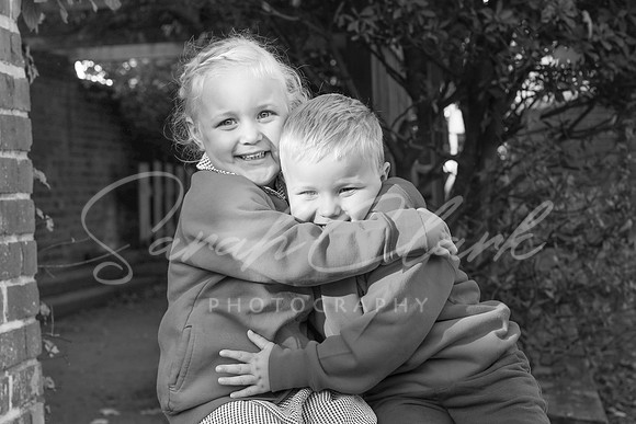 ShalfordSiblings25-17