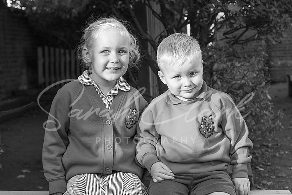 ShalfordSiblings25-19