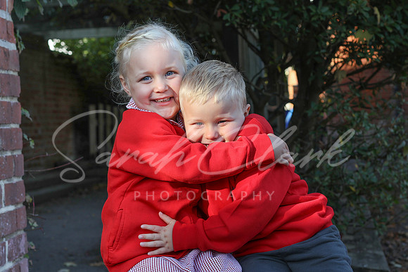 ShalfordSiblings25-18