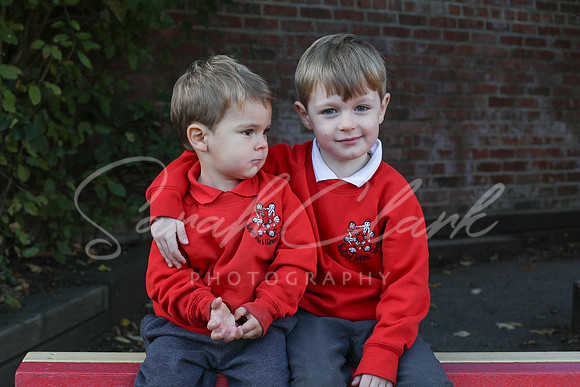 ShalfordSiblings25-36