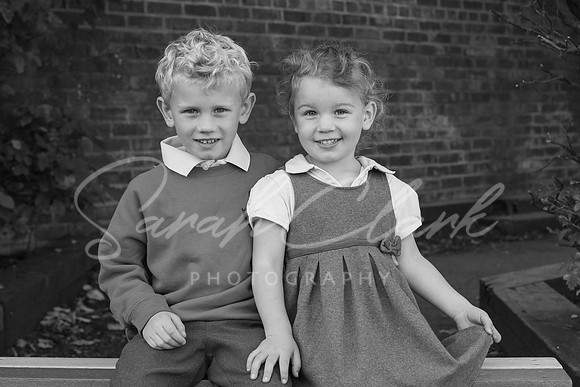 ShalfordSiblings25-125