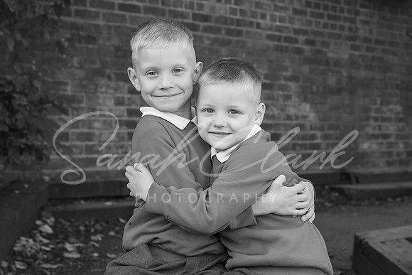 ShalfordSiblings25-193