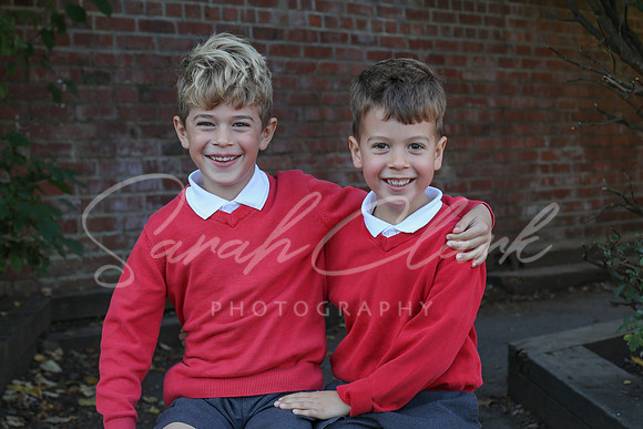 ShalfordSiblings25-210