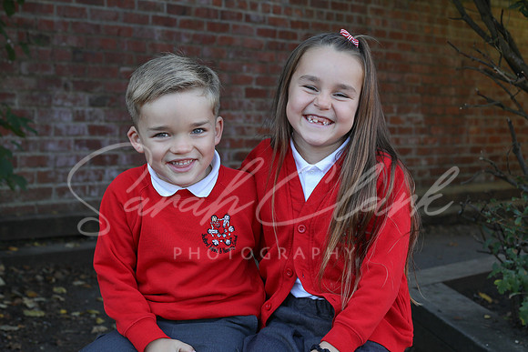 ShalfordSiblings25-218