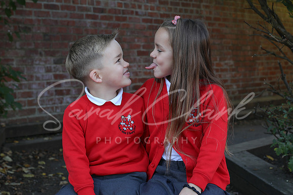 ShalfordSiblings25-222