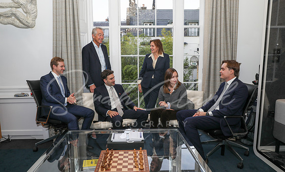 AlvineOfficeGroups25-130