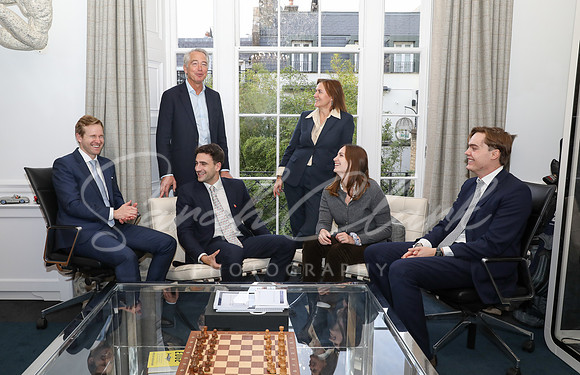 AlvineOfficeGroups25-137