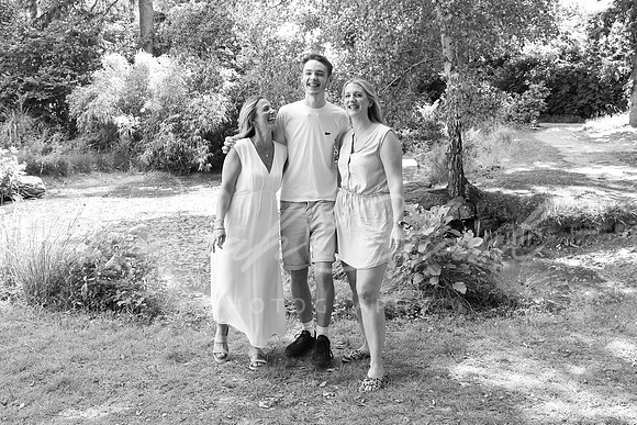 CarolineWFamily25-106-2