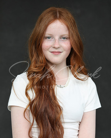 RoxieHeadshots25-27