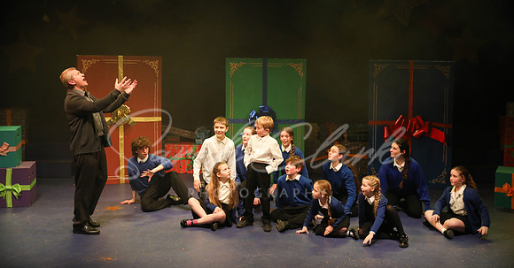 TrinityNativitySparkle25-84