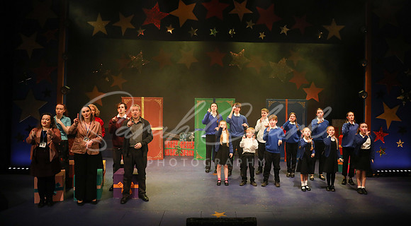 TrinityNativitySparkle25-93