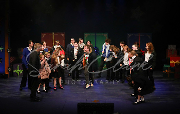 TrinityNativitySparkle25-114