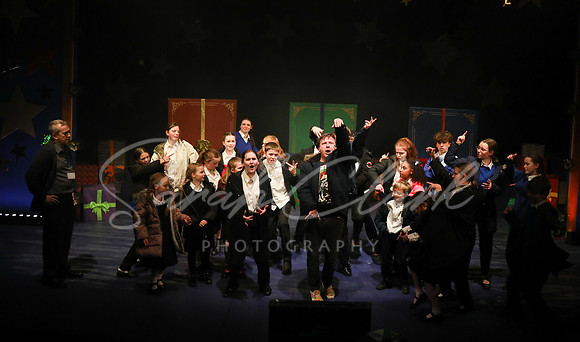 TrinityNativitySparkle25-127