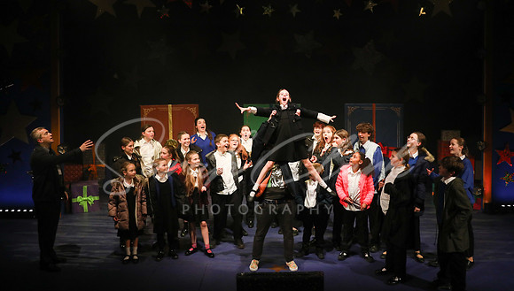 TrinityNativitySparkle25-129