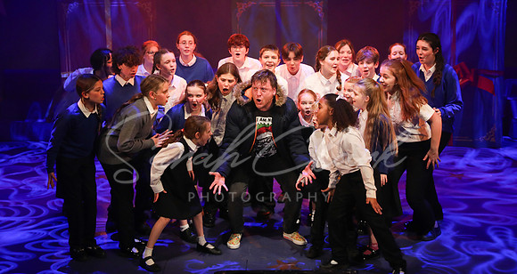 TrinityNativitySparkle25-185