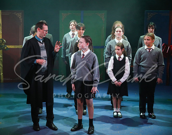 TrinityNativitySparkle25-232