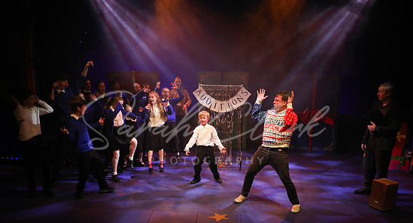 TrinityNativitySparkle25-269