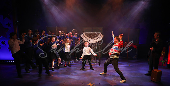 TrinityNativitySparkle25-272
