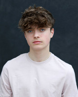 TobyHeadshots26-11
