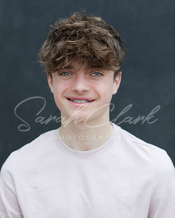 TobyHeadshots26-15
