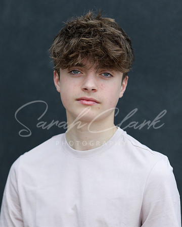 TobyHeadshots26-19