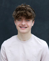 TobyHeadshots26-17