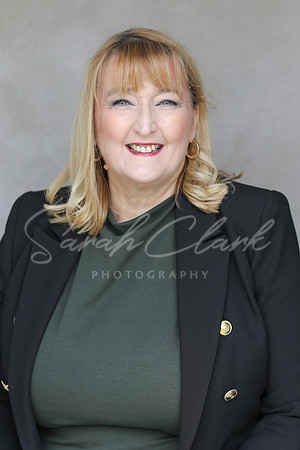 JanetUHeadshots26-2