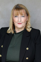 JanetUHeadshots26-13
