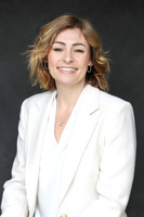 MichelleDHeadshots26-2