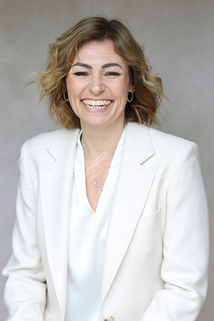MichelleDHeadshots26-18