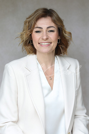 MichelleDHeadshots26-20