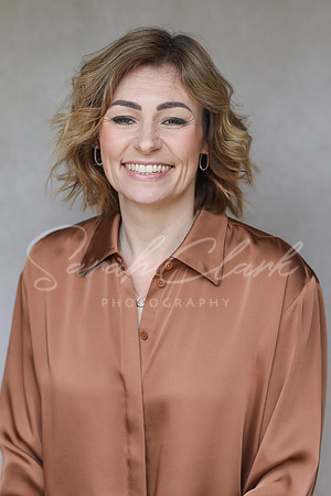 MichelleDHeadshots26-23
