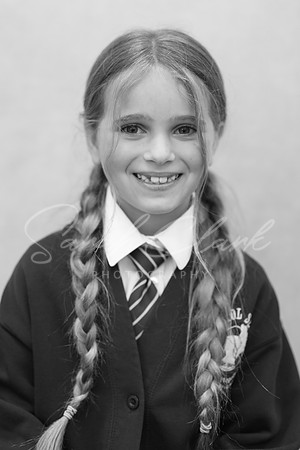 PlaxtolYear4PortraitsAutumn24-5