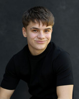 JoeMHeadshots26-18