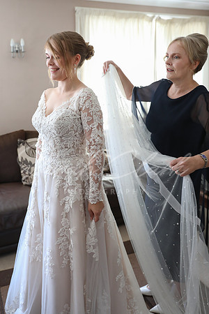 KirstyDomWedding26-30