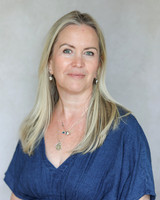 MichelleBHeadshots26-11