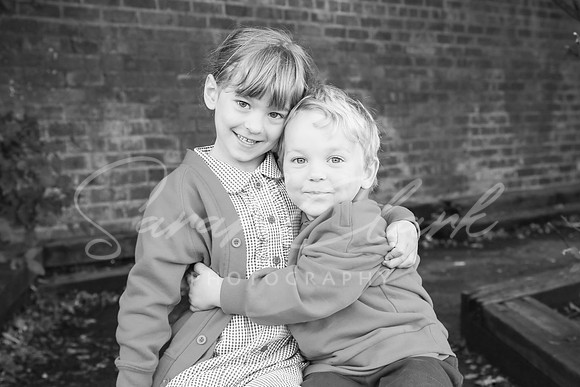 ShalfordSiblingsAutumn26-75