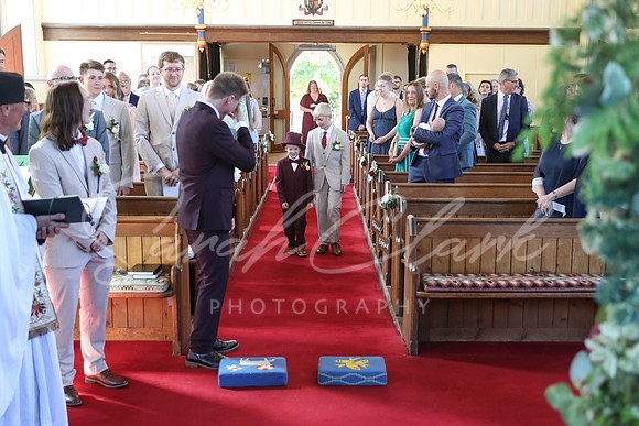 KirstyDomWedding26-168
