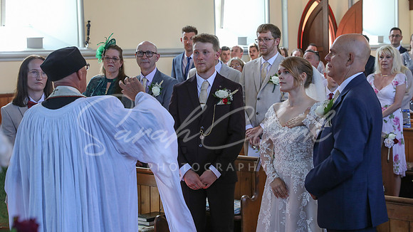 KirstyDomWedding26-200