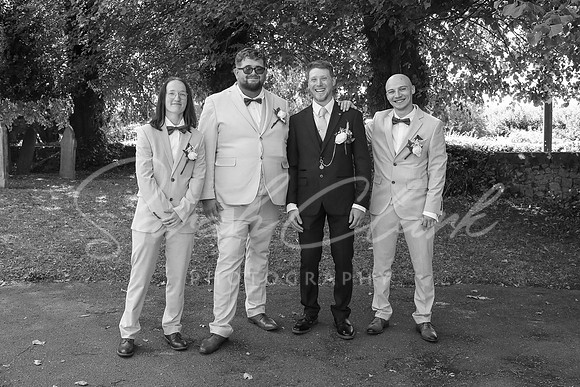 KirstyDomWedding26-80-2