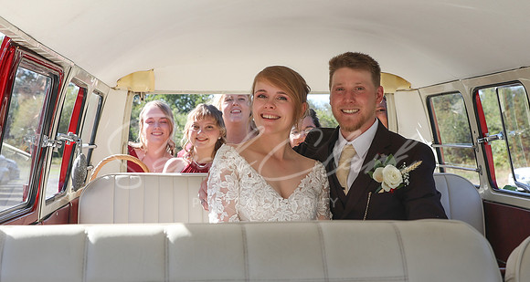 KirstyDomWedding26-361