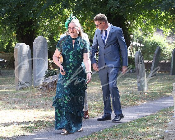 KirstyDomWedding26-97