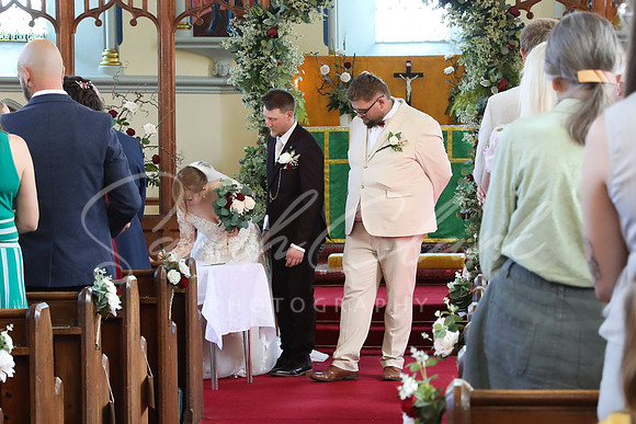 KirstyDomWedding26-249