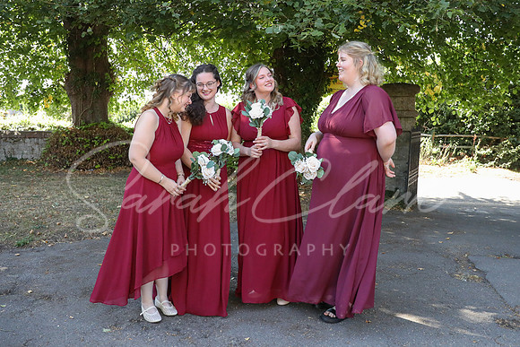 KirstyDomWedding26-112