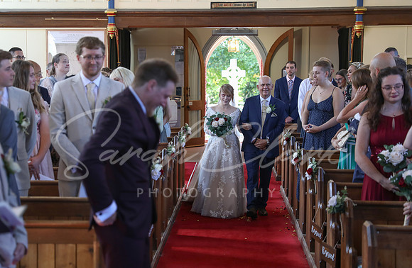 KirstyDomWedding26-191
