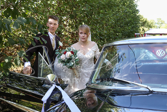 KirstyDomWedding26-328
