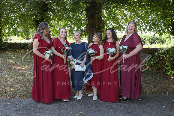 KirstyDomWedding26-106